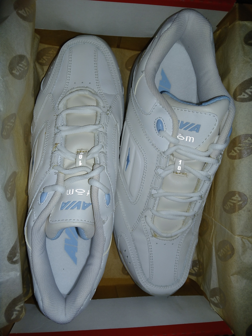 Avia Women’s White Athletic Sneakers 9.5 M NEW